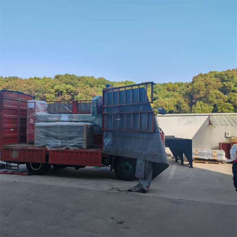 临平区焉耆县：物流专线的高效货运之旅