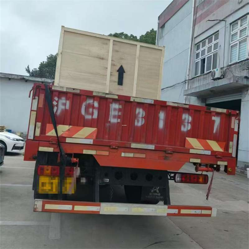 临平区米林县：物流专线的高效货运之旅